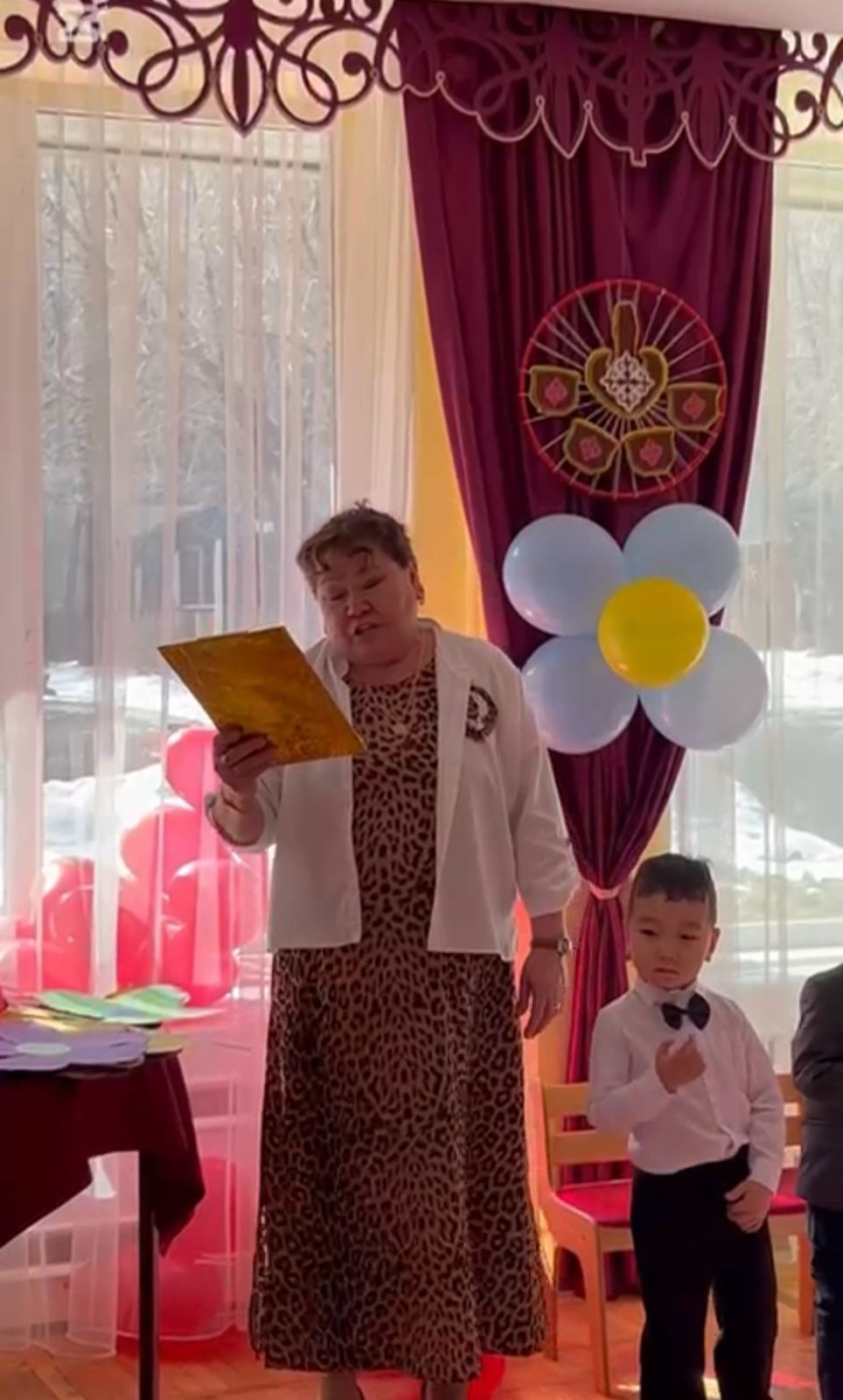 Ортаңғы "Сұңқар" тобының "Әлемнің жарығын сыйладың сен маған" тақырыбындағы ертеңгілік кеші