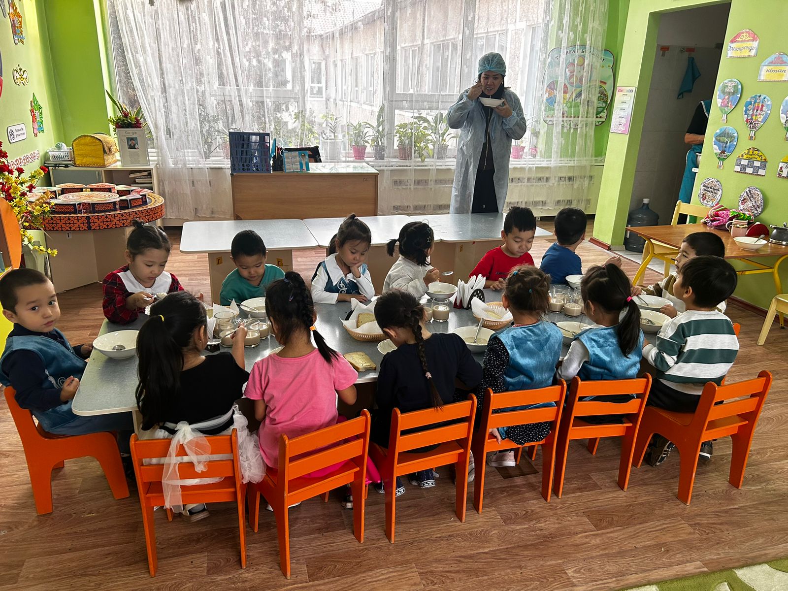 Ата-аналардың тамақтануға қатысуы